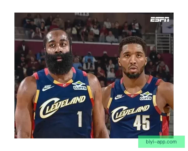 骑士伙食揭秘 米切尔哈登齐称赞球队全方位照顾促续约